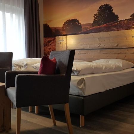 Hotel-Restaurant Zur Linde Altenmedingen Екстериор снимка