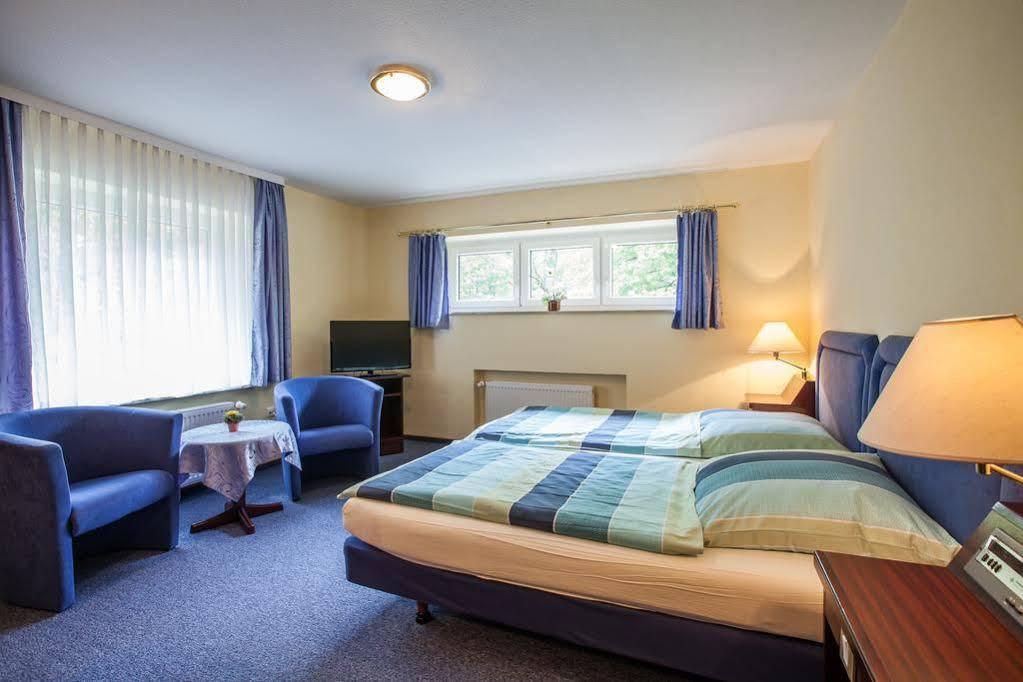 Hotel-Restaurant Zur Linde Altenmedingen Екстериор снимка